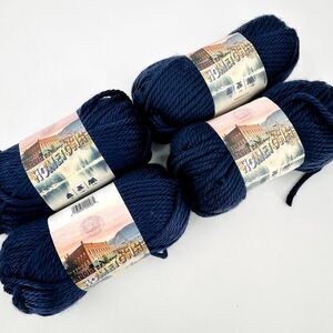 4 Lion Brand Yarns Hometown USA Yarn SAN DIEGO BLUE Navy 111L Super Bulky Knit